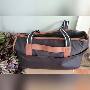 Dog/puppy soft crate carrier Top Zipper inside leash clip black brown trim